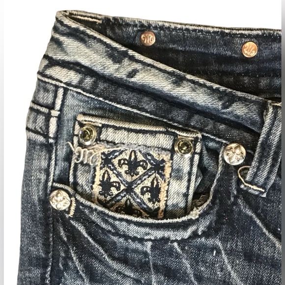 Miss Me Jeans Womens Bootcut Size 28 X 28 3/4 Altered Embroidered Bedazzled - Picture 4 of 15